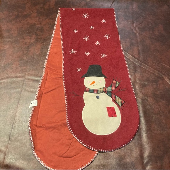 Vintage Snowman Embroidered Scarf - Picture 1 of 7